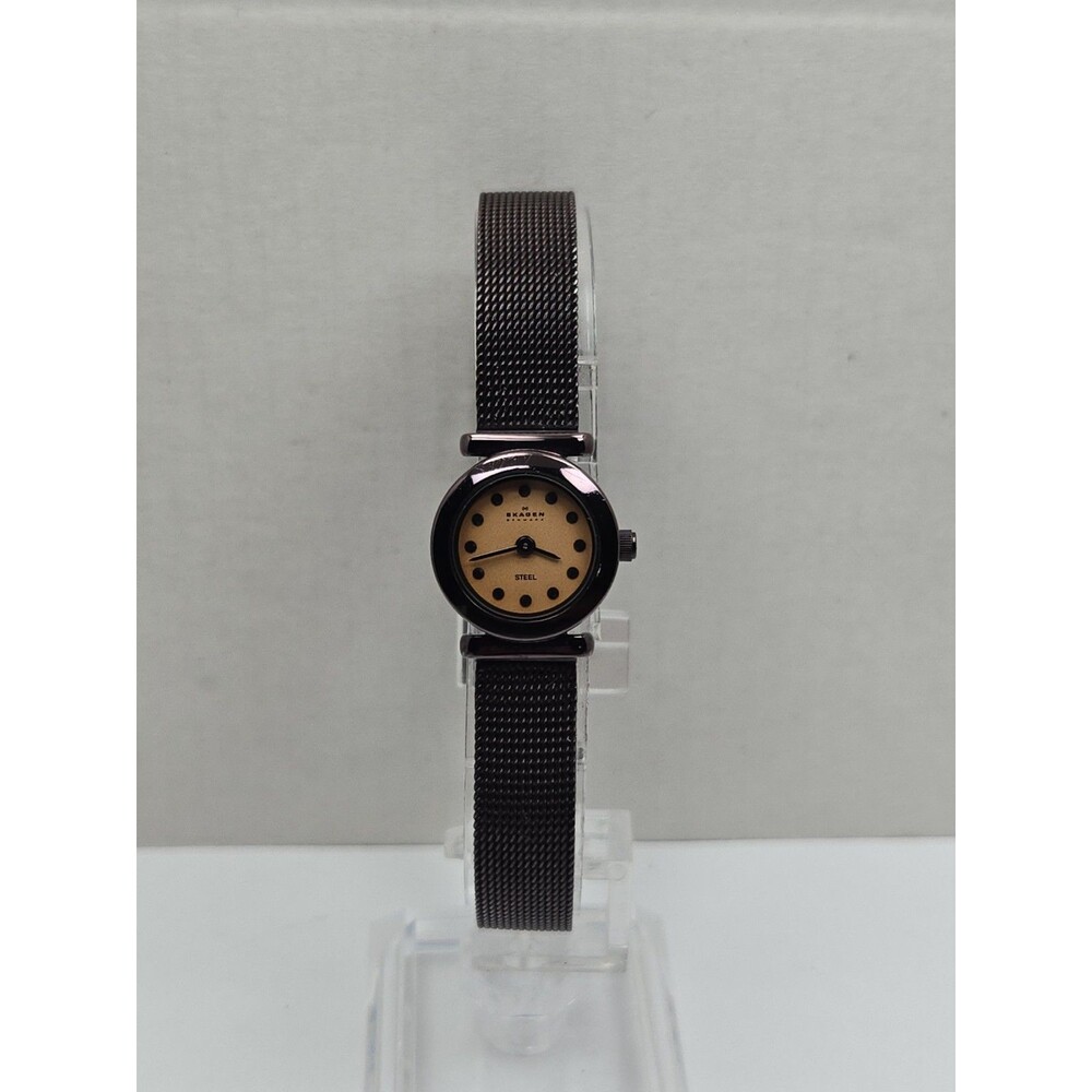 Skagen 107XSMM Womens Black Mesh Mother Of Pearl Crystal Dress Watch New Battery